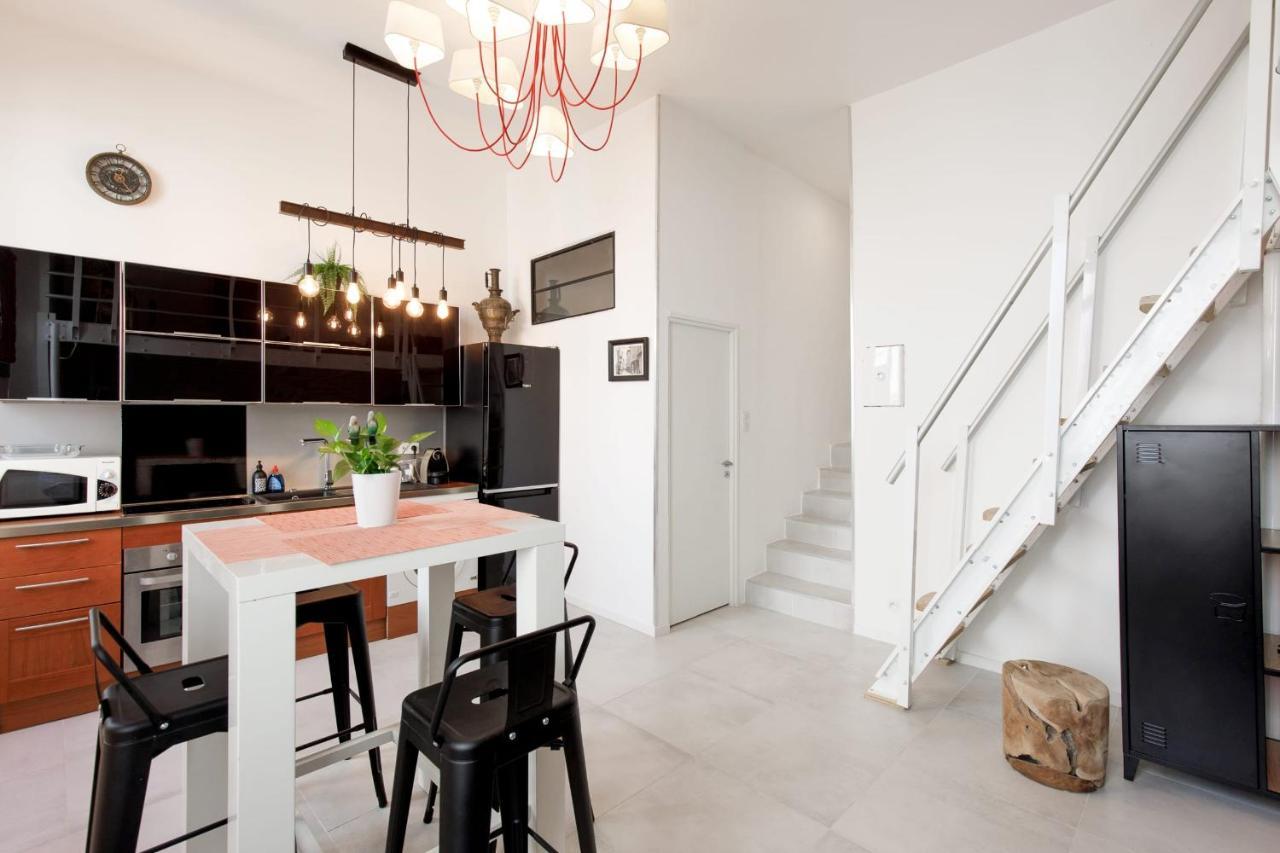 Appartamento Superb Air-Conditioned Loft In The Heart Of Viel Antibes Esterno foto