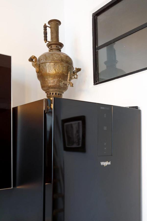 Appartamento Superb Air-Conditioned Loft In The Heart Of Viel Antibes Esterno foto